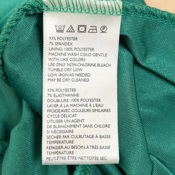 NWT Urban Outfitters Sasha Long Sleeve Velvet Romper in Emerald Green Size Small - Picture 11 of 12